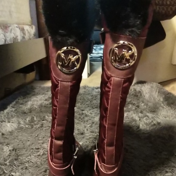 Michael kor rain boots - Picture 2 of 4